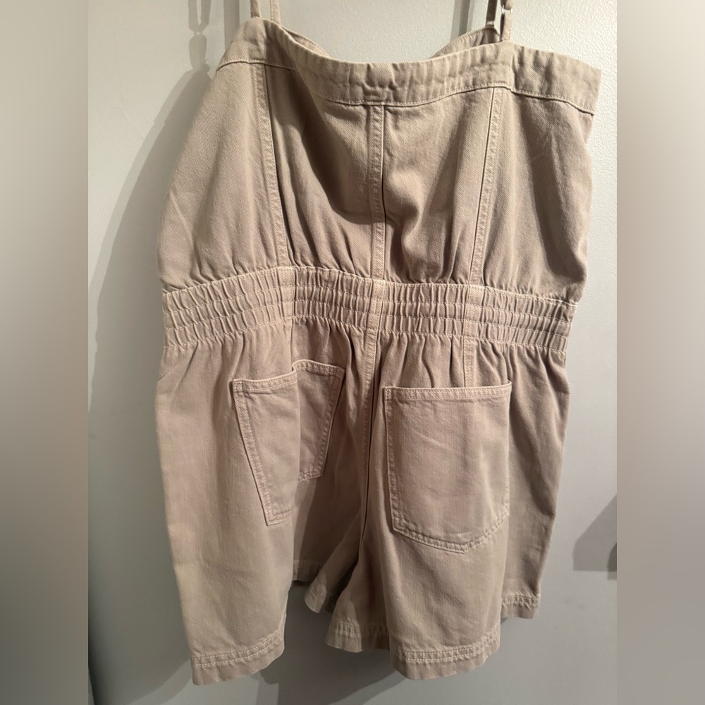 Universal Thread Tan Romper - Picture 4 of 5